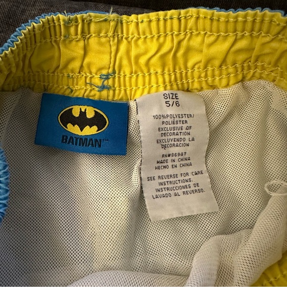 Batman DC Comics Swimming Trunks Shorts Elastic Waistband Size 5/6 Kids - Picture 4 of 9